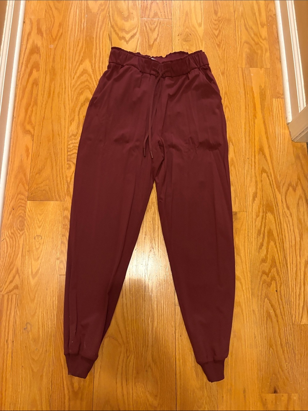 Lululemon Burgundy Drawstring Jogger Pants Size 6